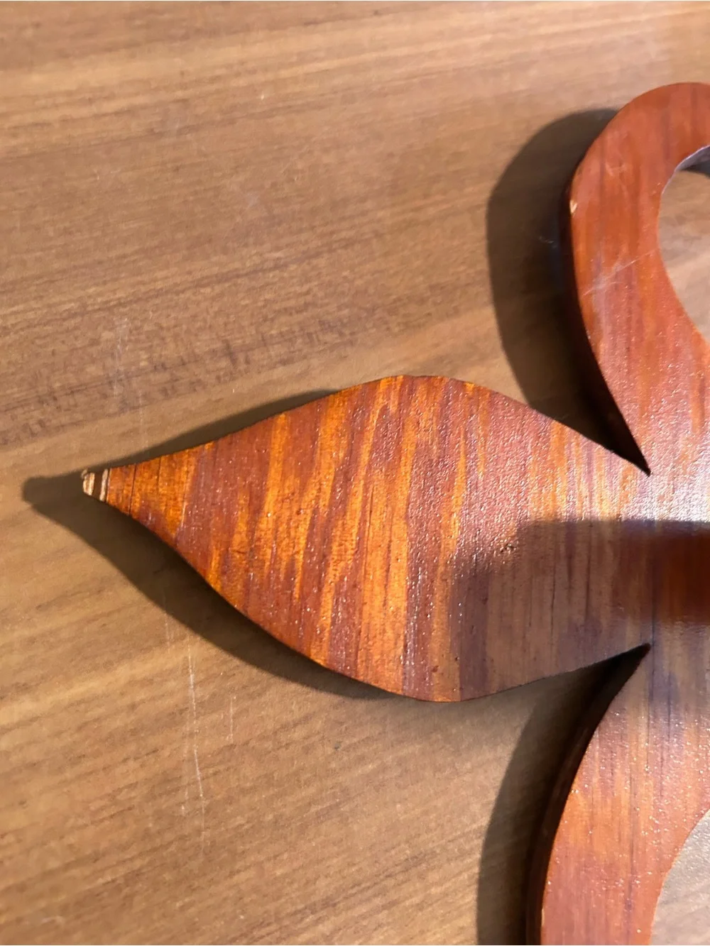 Vintage Decorative Wooden Fleur-de-Lis Wall Planter Accent in Warm Brown